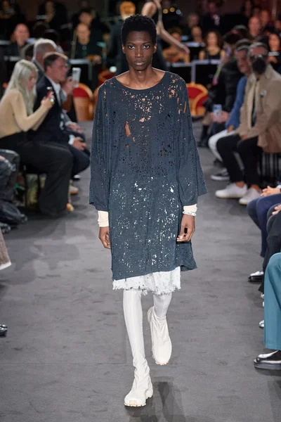 Look 6